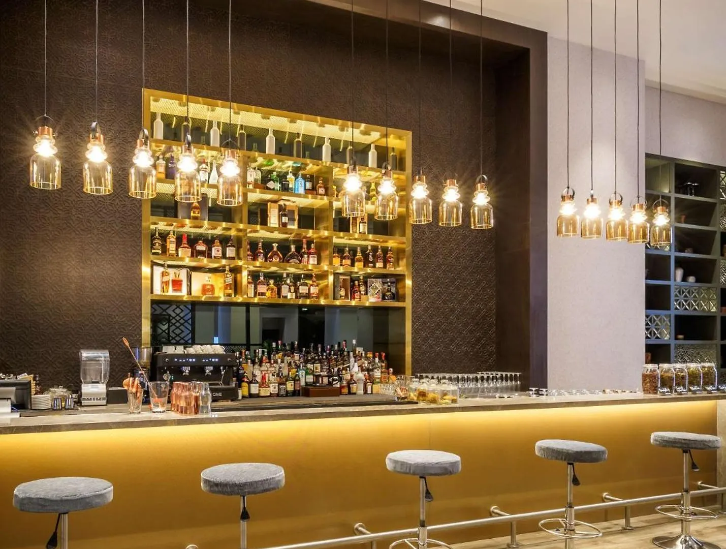 Hyatt Centric Soalteemode Kathmandu Hotel